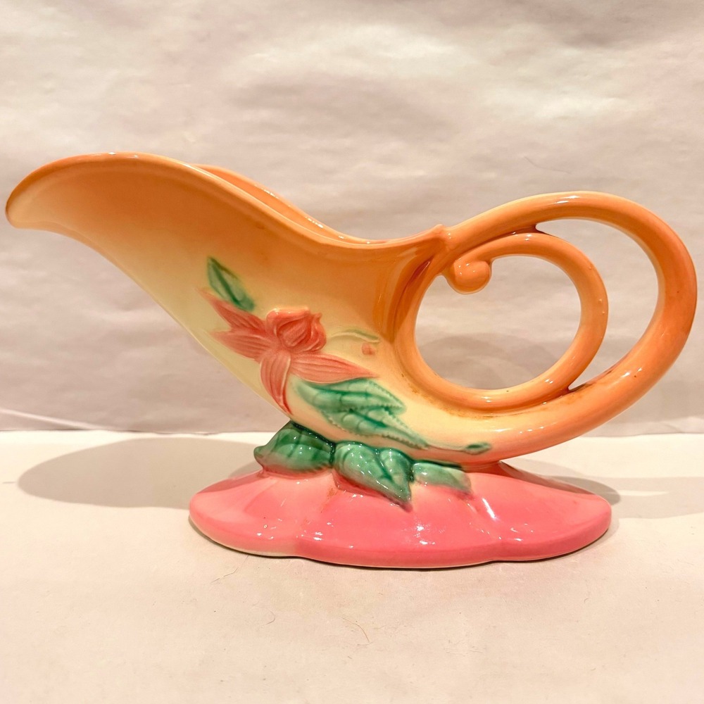 Hull Pottery Woodland Cornucopia Vase W10-11 Glossy Pink Peach Floral Vintage